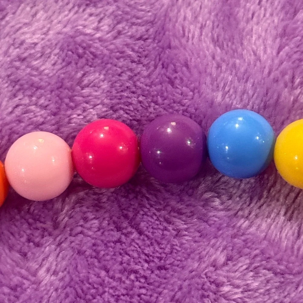 Colorful Beaded Kids Necklace! New w/o tags! Stretchable!